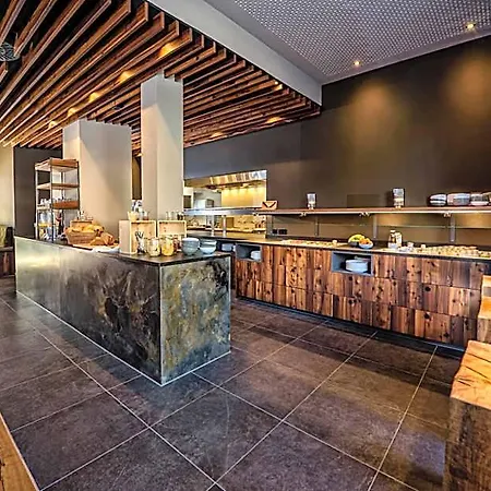 酒店 劳普海姆雅绅特酒店 4*