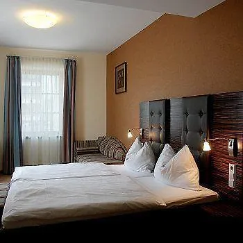 Akzent Laupheimer Hof 4*